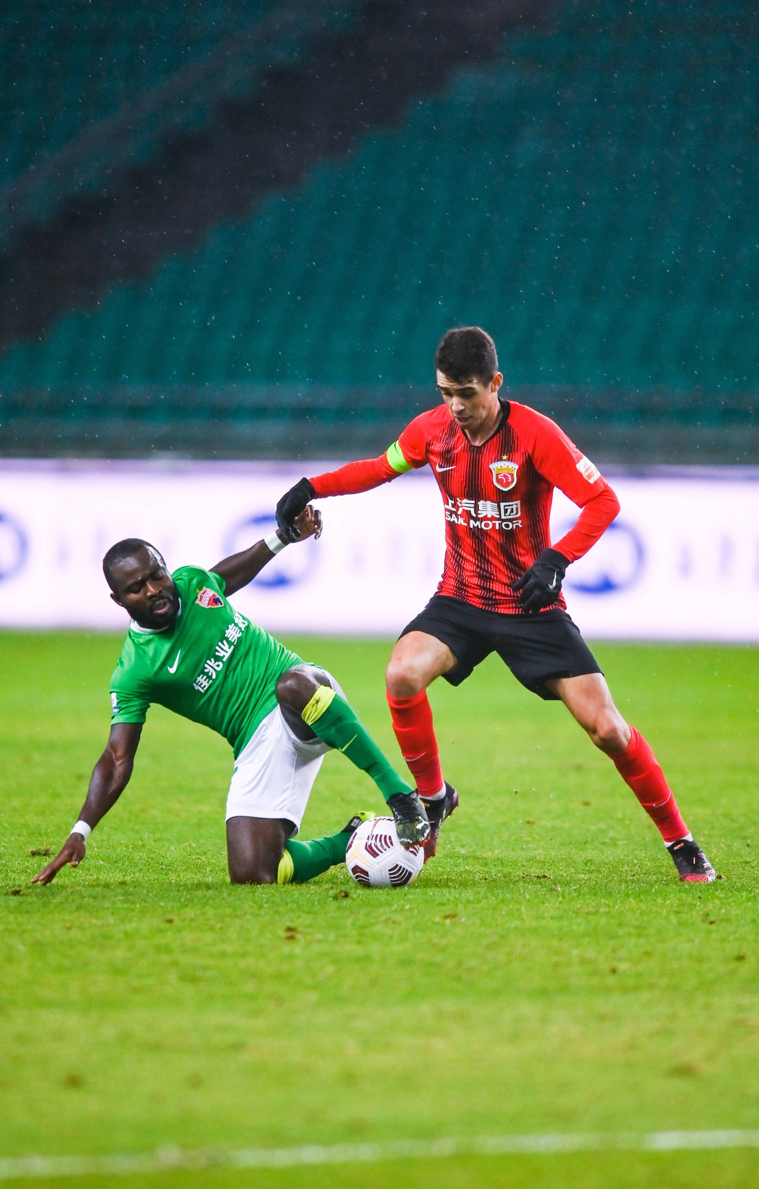 也是詹姆斯 也是詹姆斯